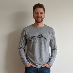 Icebreaker Sz XL Merino Wool Grey Mountain Graphic Long Sleeves Tee Shirt